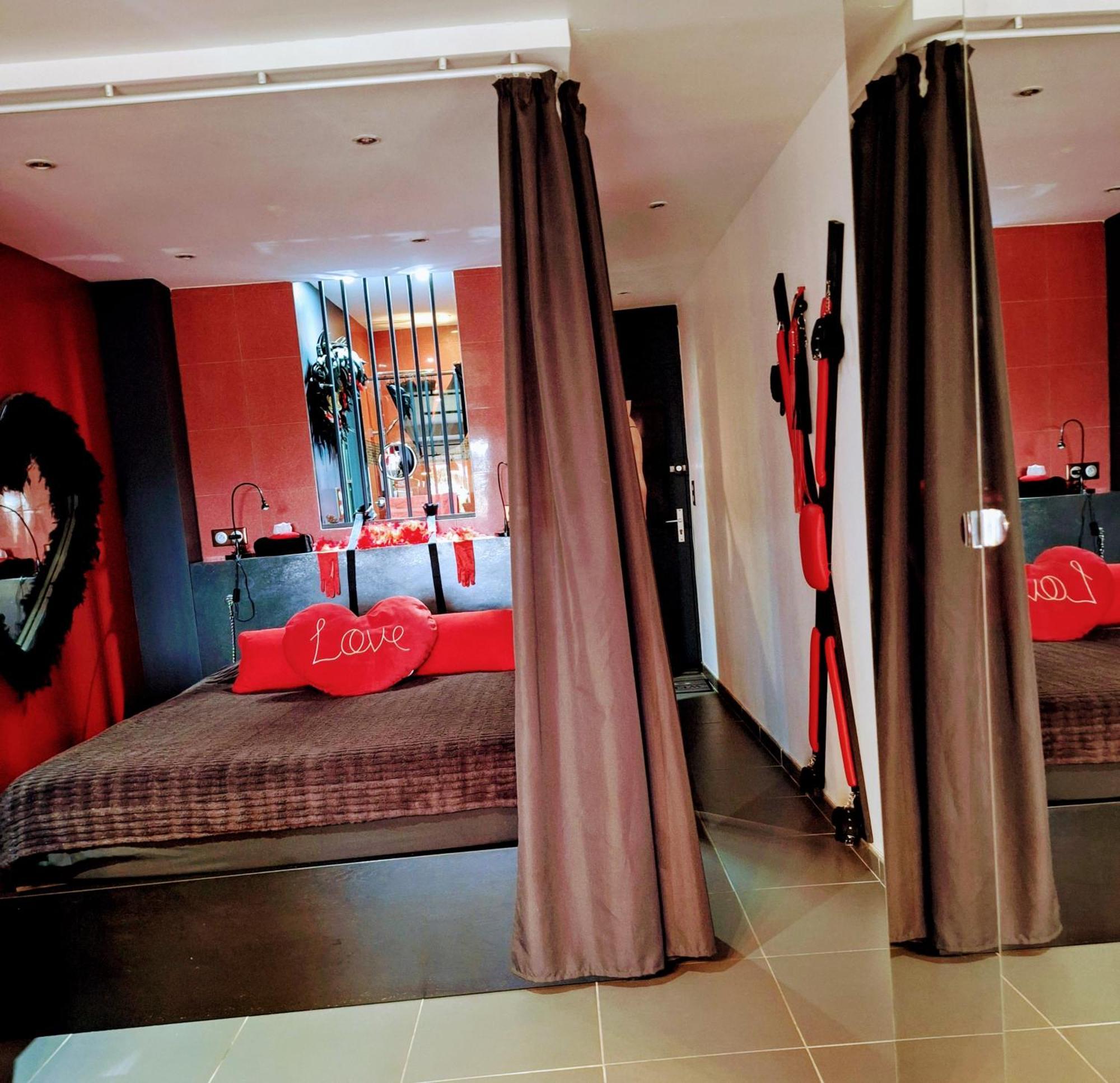 Apartment La Cage Village Naturiste